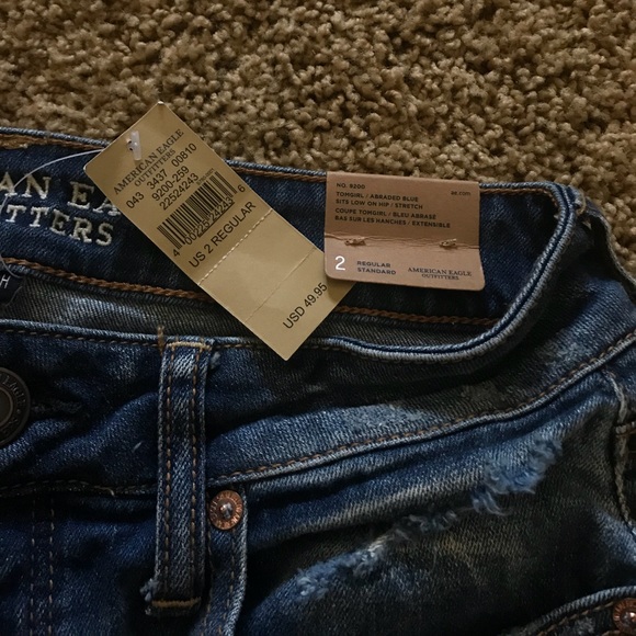 American Eagle Tomgirl jeans - Picture 2 of 5